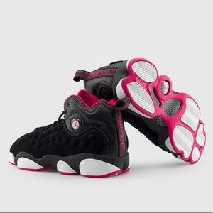 New Nike Grade School Jumpman Team 2 Jordan sneakers